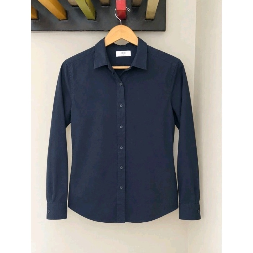 Uniqlo 100% Linen Button Down Shirt Size Medium L/S Preppy Academia Work